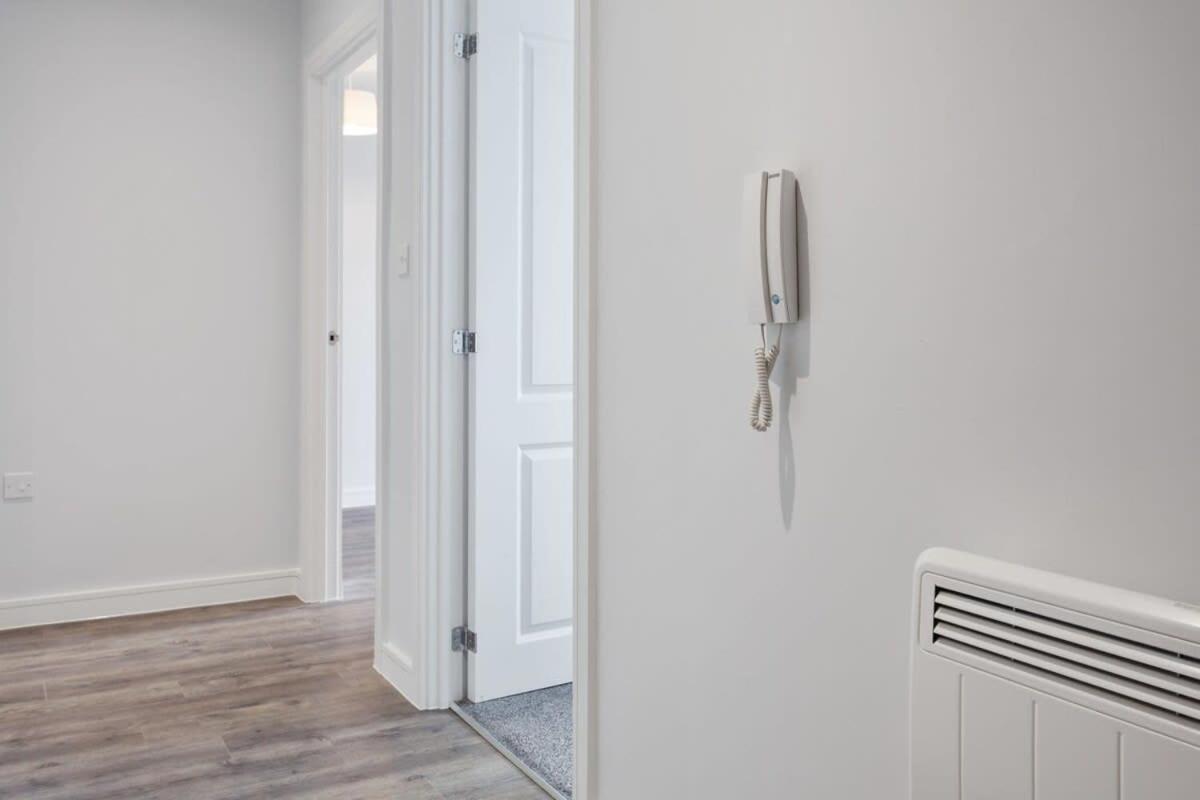 Modern 1 Bedroom Apartment In Central Brimingham 버밍엄 외부 사진